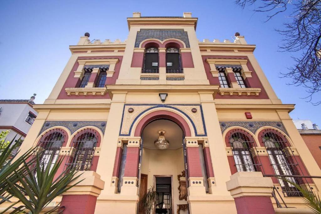 Palacete Del Porvenir Seville Luaran gambar